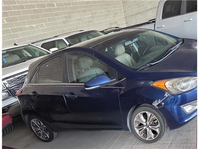2013 Hyundai Elantra - Image 3 of 11