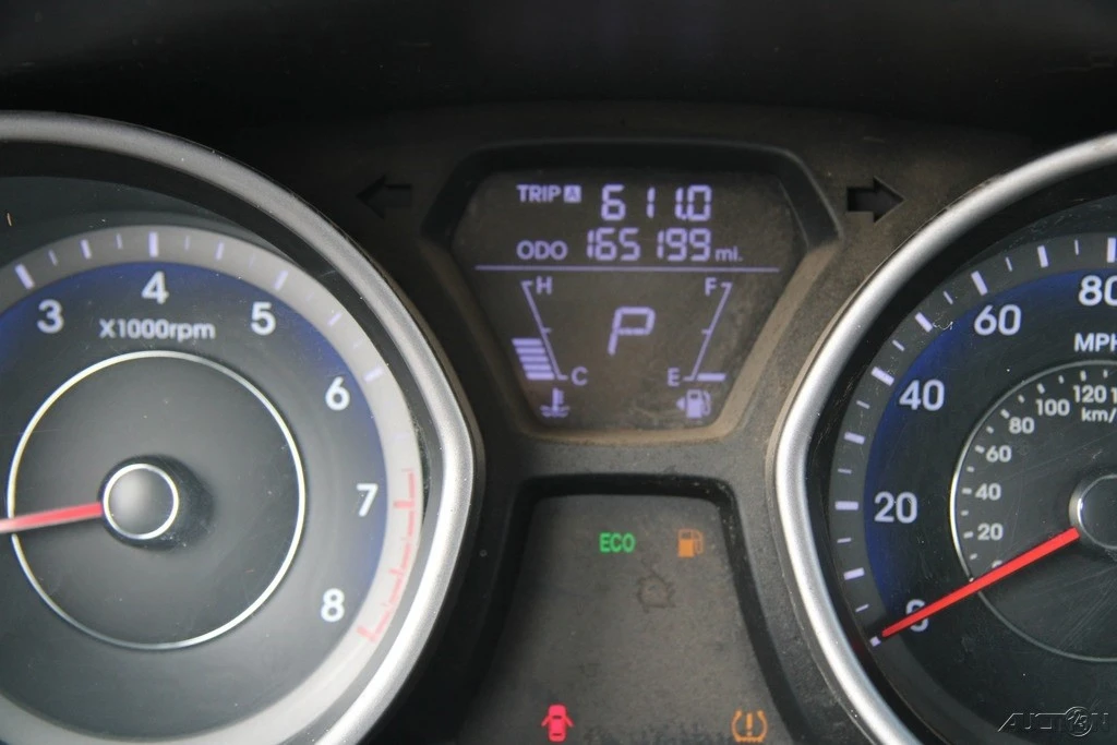 2013 Hyundai Elantra - Image 16 of 21