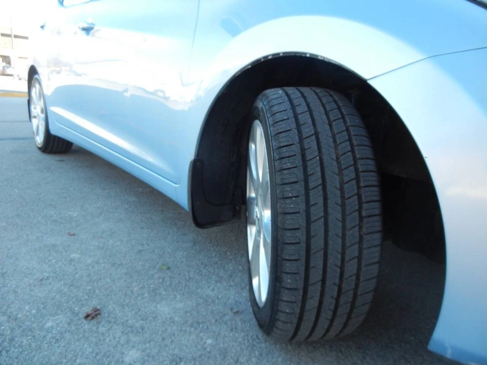 2013 Hyundai Elantra - Image 19 of 21