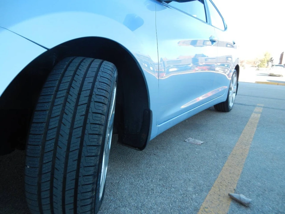 2013 Hyundai Elantra - Image 15 of 21