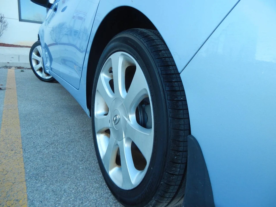 2013 Hyundai Elantra - Image 14 of 21