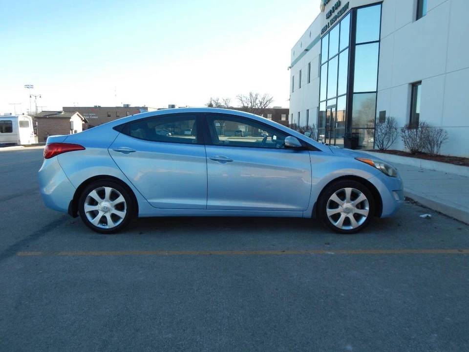 2013 Hyundai Elantra - Image 20 of 21