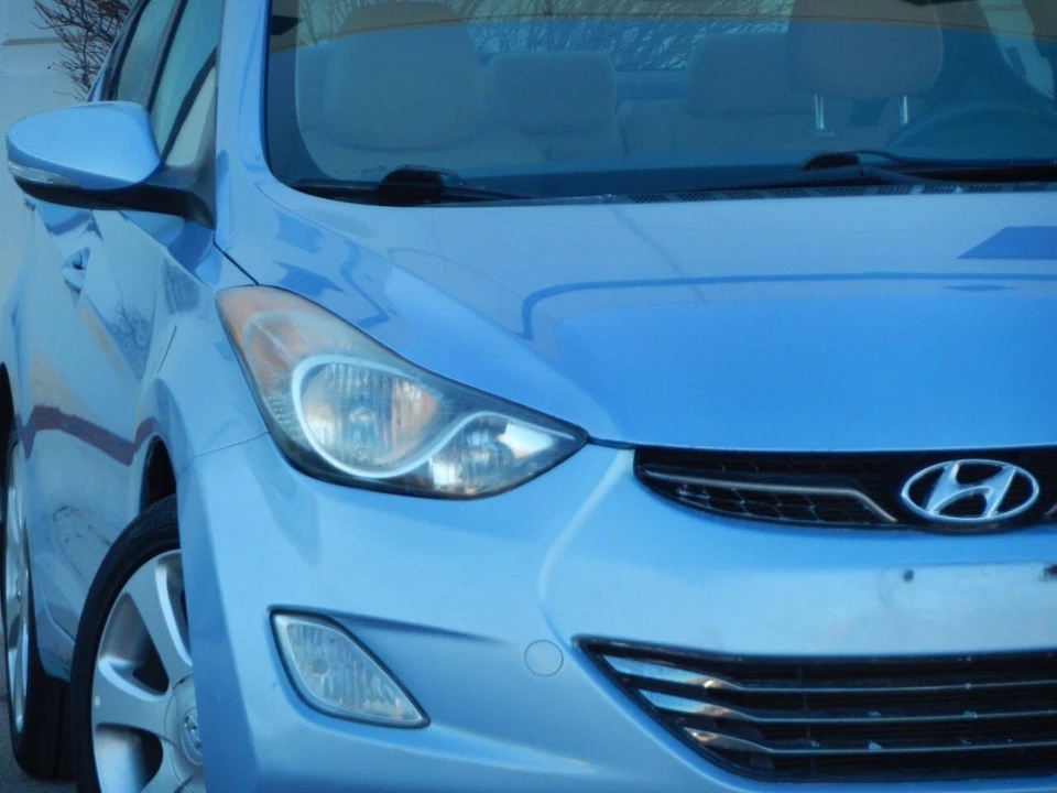 2013 Hyundai Elantra - Image 6 of 12