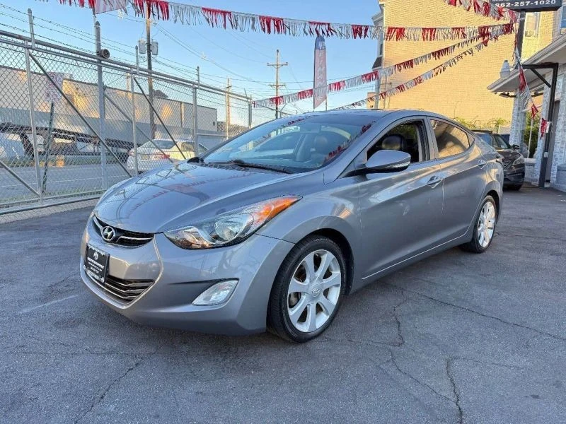 2013 Hyundai Elantra - Image 2 of 12
