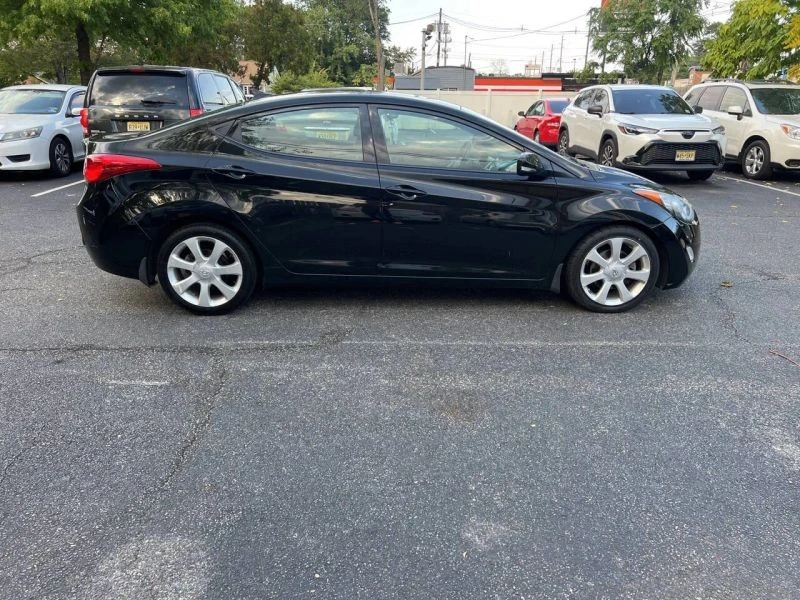 2013 Hyundai Elantra - Image 5 of 12