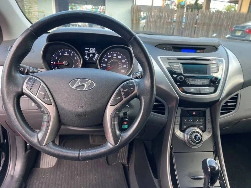 2013 Hyundai Elantra - Image 12 of 12