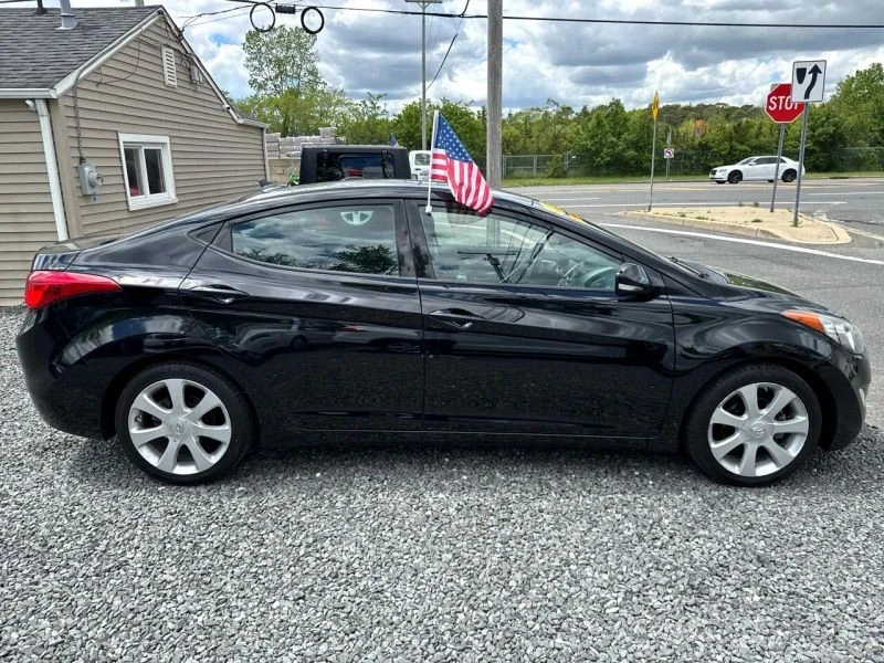 2013 Hyundai Elantra - Image 6 of 12
