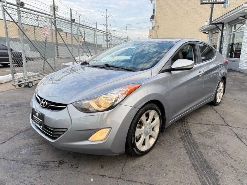 2013 Hyundai Elantra - Image 2 of 12