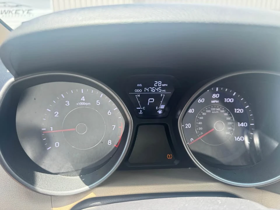 2013 Hyundai Elantra - Image 6 of 8