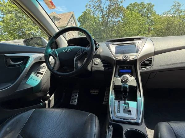 2013 Hyundai Elantra - Image 10 of 26