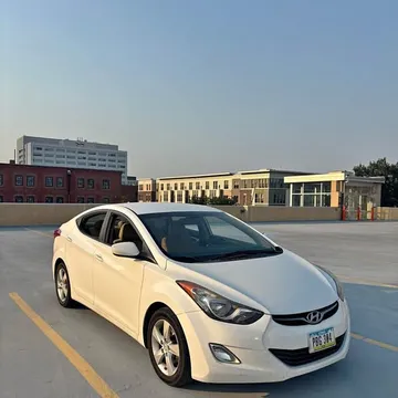 2013 Hyundai Elantra Sedan