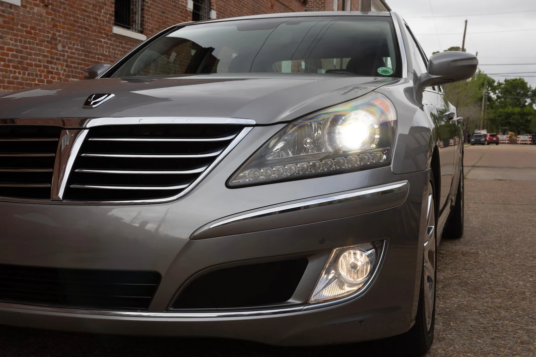 2013 Hyundai Equus - Image 20 of 31