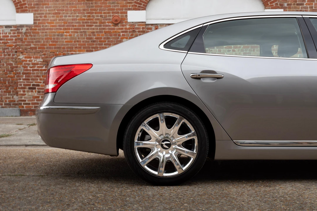 2013 Hyundai Equus - Image 31 of 31