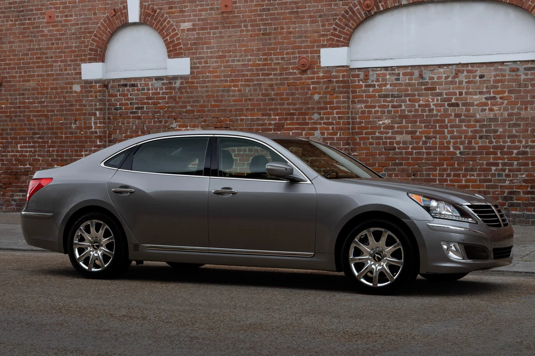 2013 Hyundai Equus - Image 12 of 31