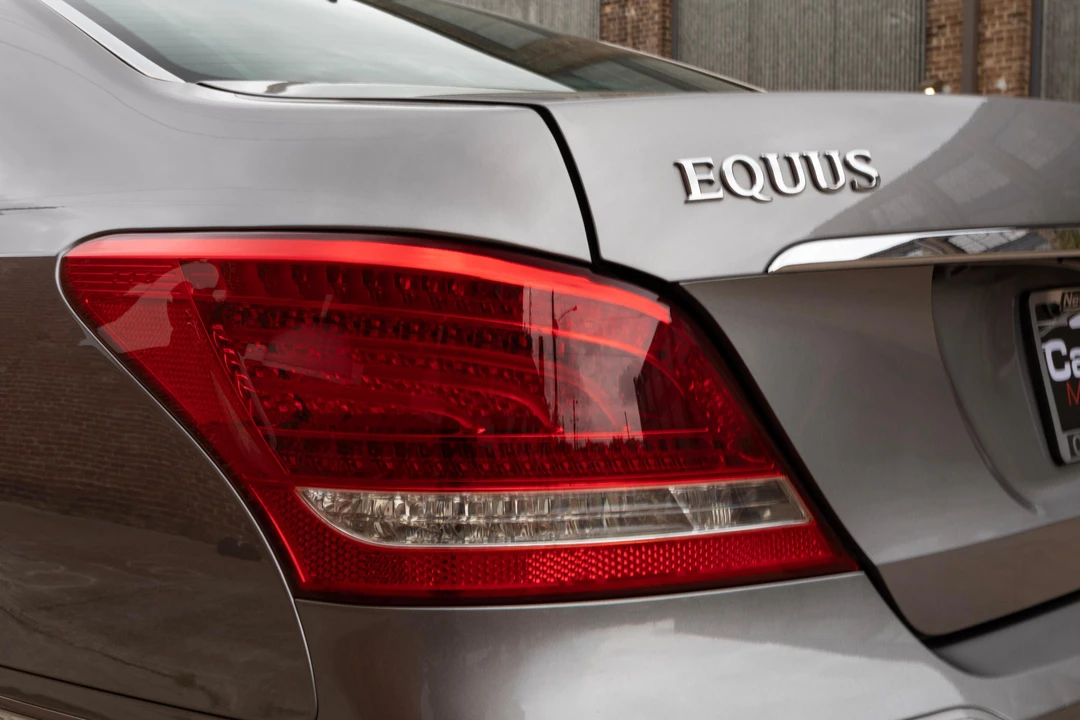 2013 Hyundai Equus - Image 24 of 31