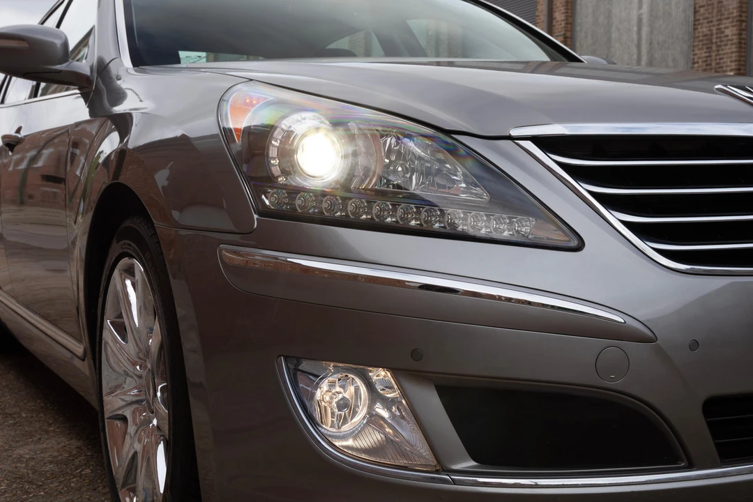 2013 Hyundai Equus - Image 16 of 31