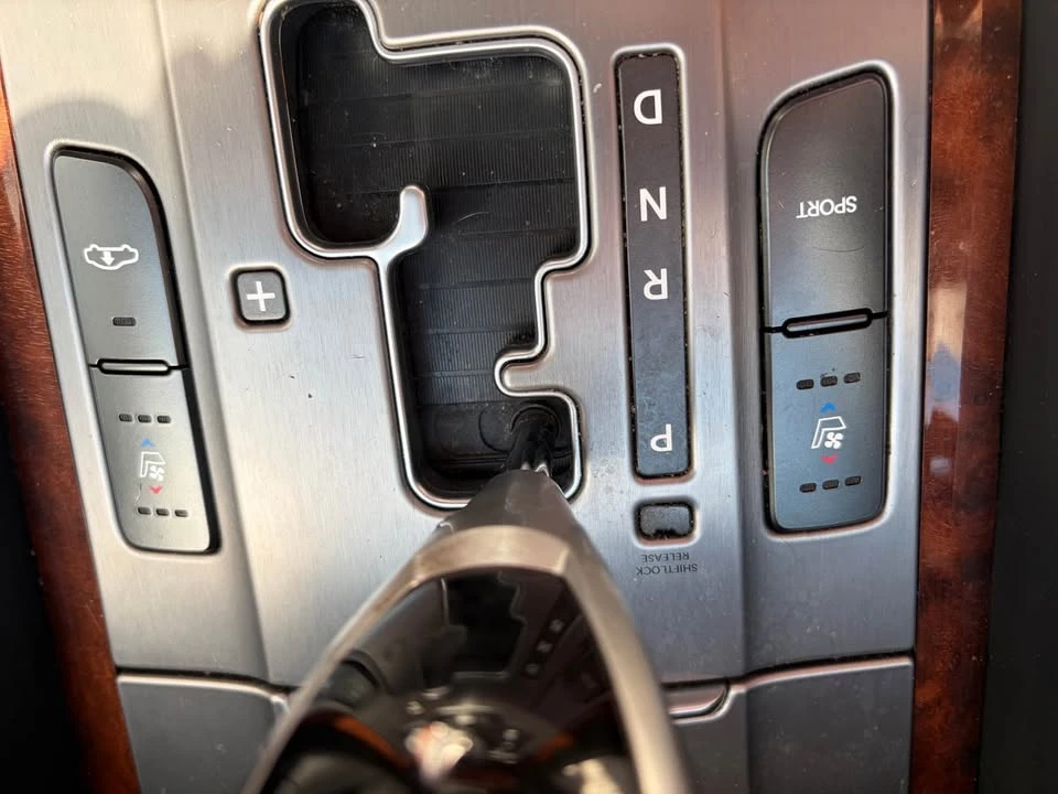 2013 Hyundai Equus - Image 17 of 20