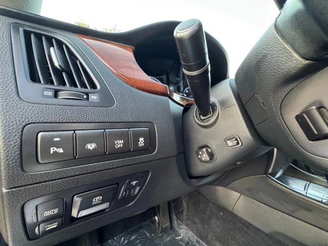 2013 Hyundai Equus - Image 14 of 21