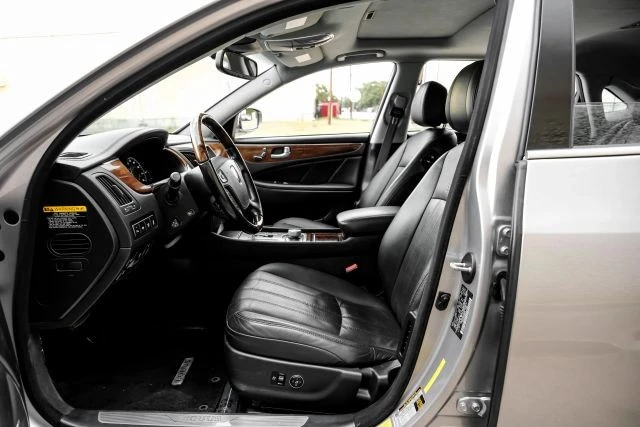 2013 Hyundai Equus - Image 4 of 21
