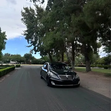 2013 Hyundai Equus Signature Sedan 4D