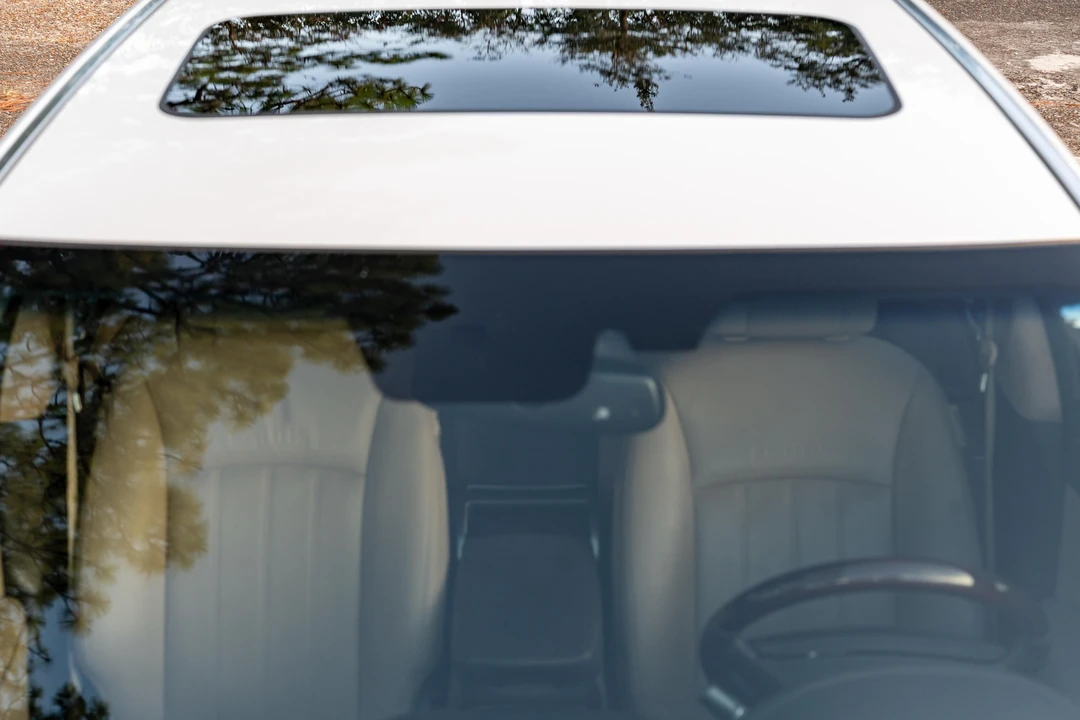 2013 Hyundai Equus - Image 27 of 31