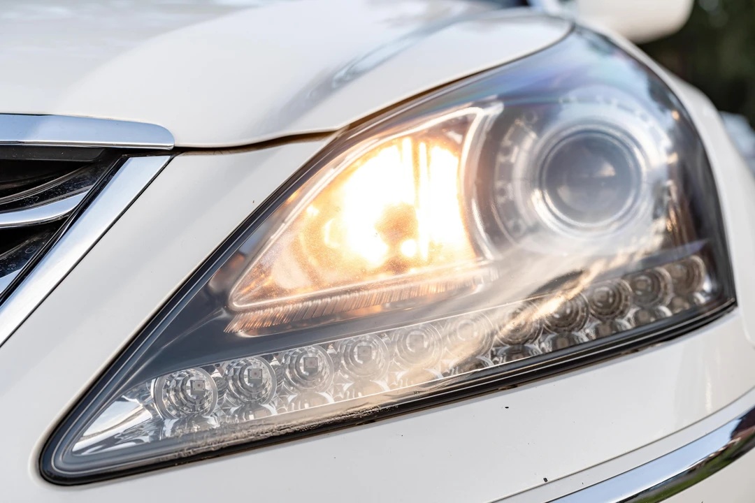 2013 Hyundai Equus - Image 25 of 31