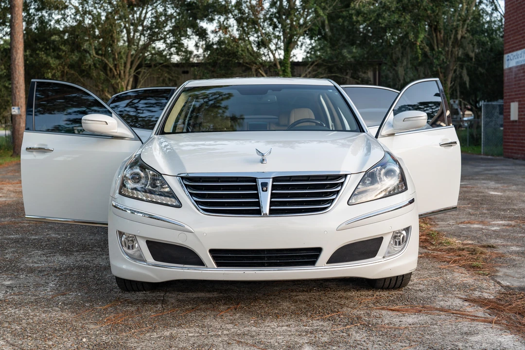 2013 Hyundai Equus - Image 10 of 31