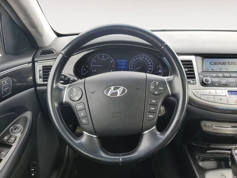 2013 Hyundai Genesis - Image 12 of 15