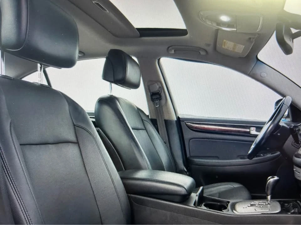 2013 Hyundai Genesis - Image 9 of 13
