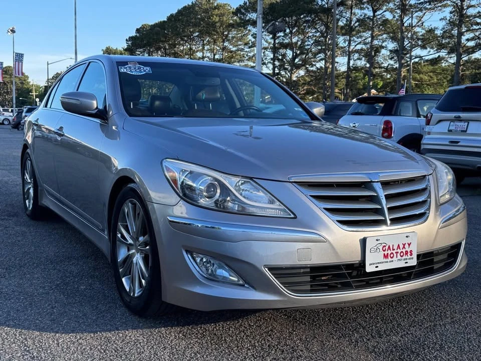 2013 Hyundai Genesis - Image 6 of 19