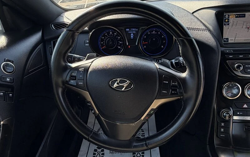 2013 Hyundai Genesis Coupe - Image 17 of 20