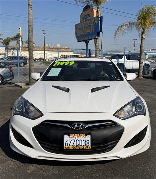2013 Hyundai Genesis Coupe - Image 2 of 20
