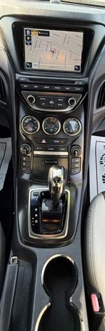 2013 Hyundai Genesis Coupe - Image 18 of 20