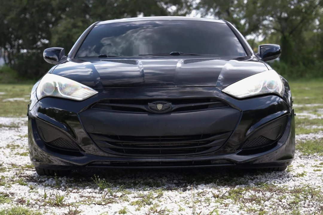 2013 Hyundai Genesis - Image 19 of 31