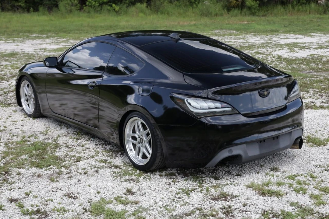 2013 Hyundai Genesis - Image 5 of 31
