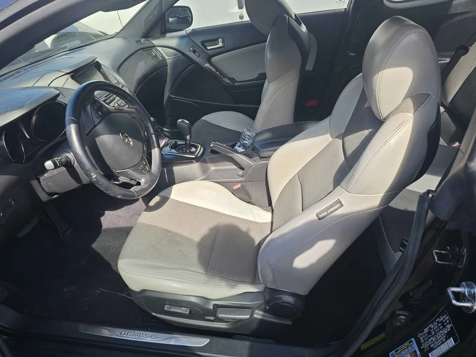 2013 Hyundai Genesis Coupe - Image 4 of 9