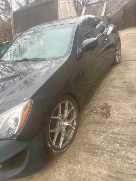 2013 Hyundai Genesis Coupe - Image 2 of 6