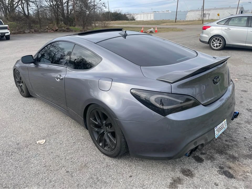 2013 Hyundai Genesis Coupe - Image 6 of 12
