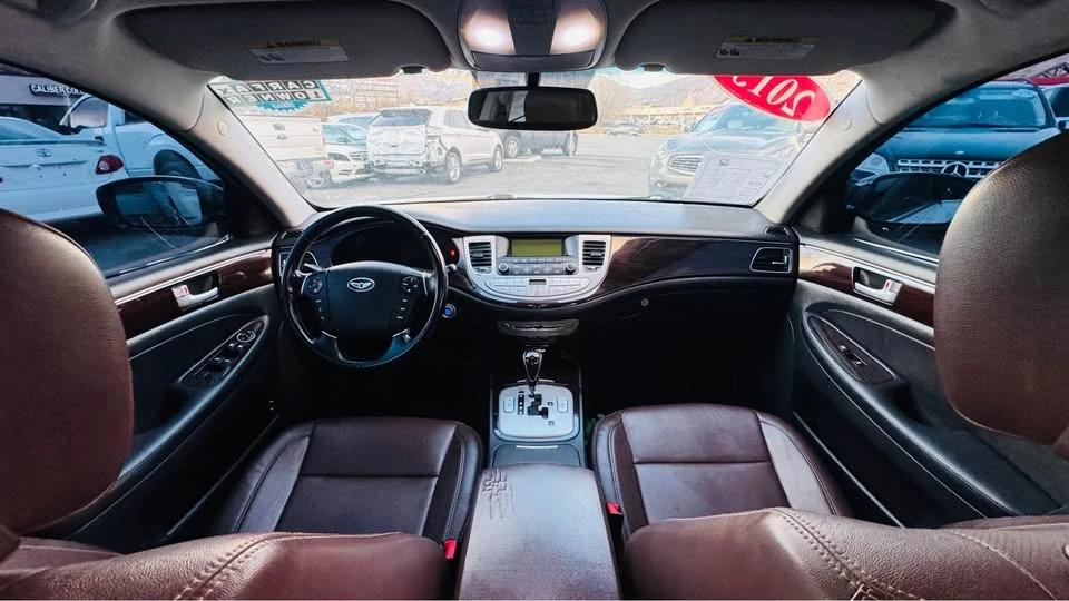 2013 Hyundai Genesis - Image 13 of 14