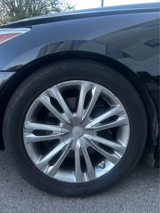 2013 Hyundai Genesis - Image 8 of 20