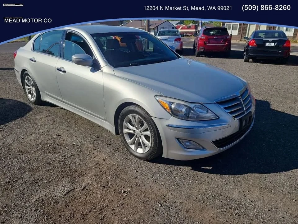 2013 Hyundai Genesis - Image 4 of 8