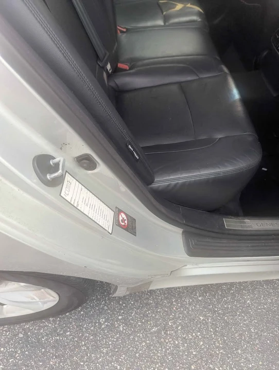 2013 Hyundai Genesis - Image 5 of 9