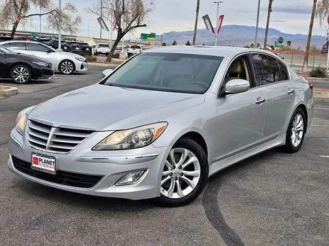 2013 Hyundai Genesis 3.8 Sedan