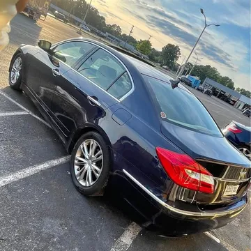 2013 Hyundai Genesis 3.8 Sedan 4D