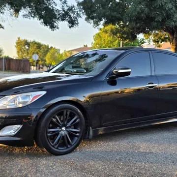 2013 Hyundai Genesis 3.8 Sedan
