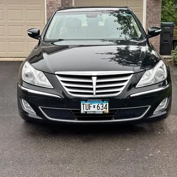 2013 Hyundai Genesis 3.8 Sedan