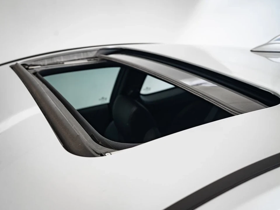 2013 Hyundai Genesis Coupe - Image 14 of 21