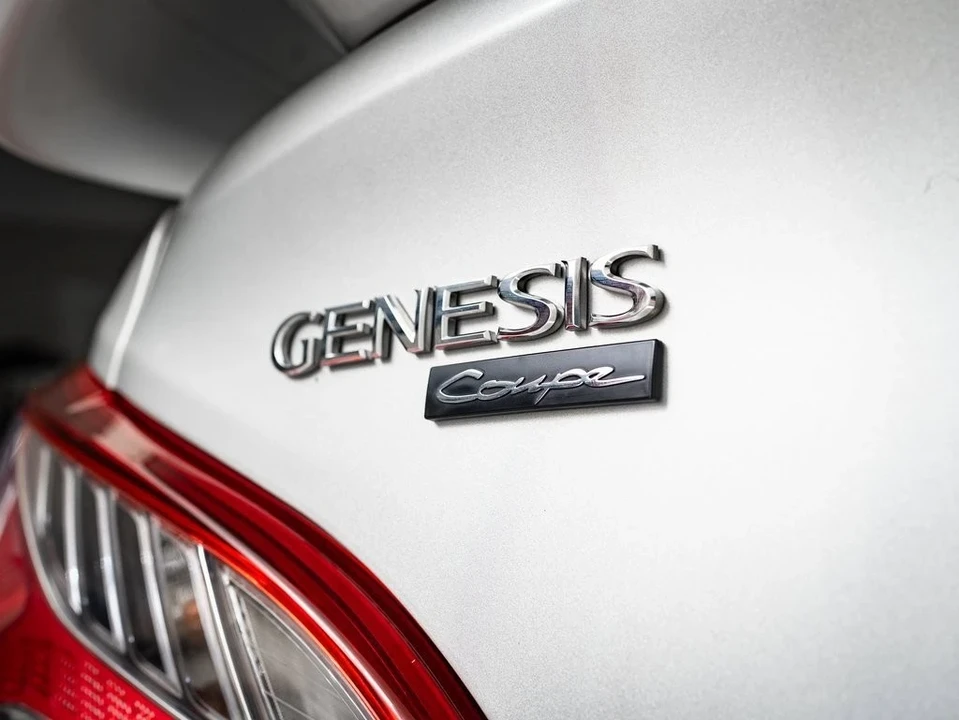 2013 Hyundai Genesis Coupe - Image 17 of 21