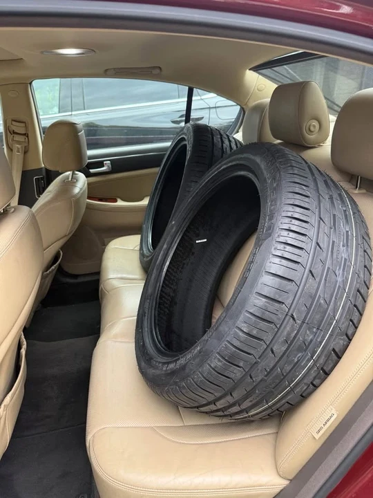 2013 Hyundai Genesis - Image 4 of 7