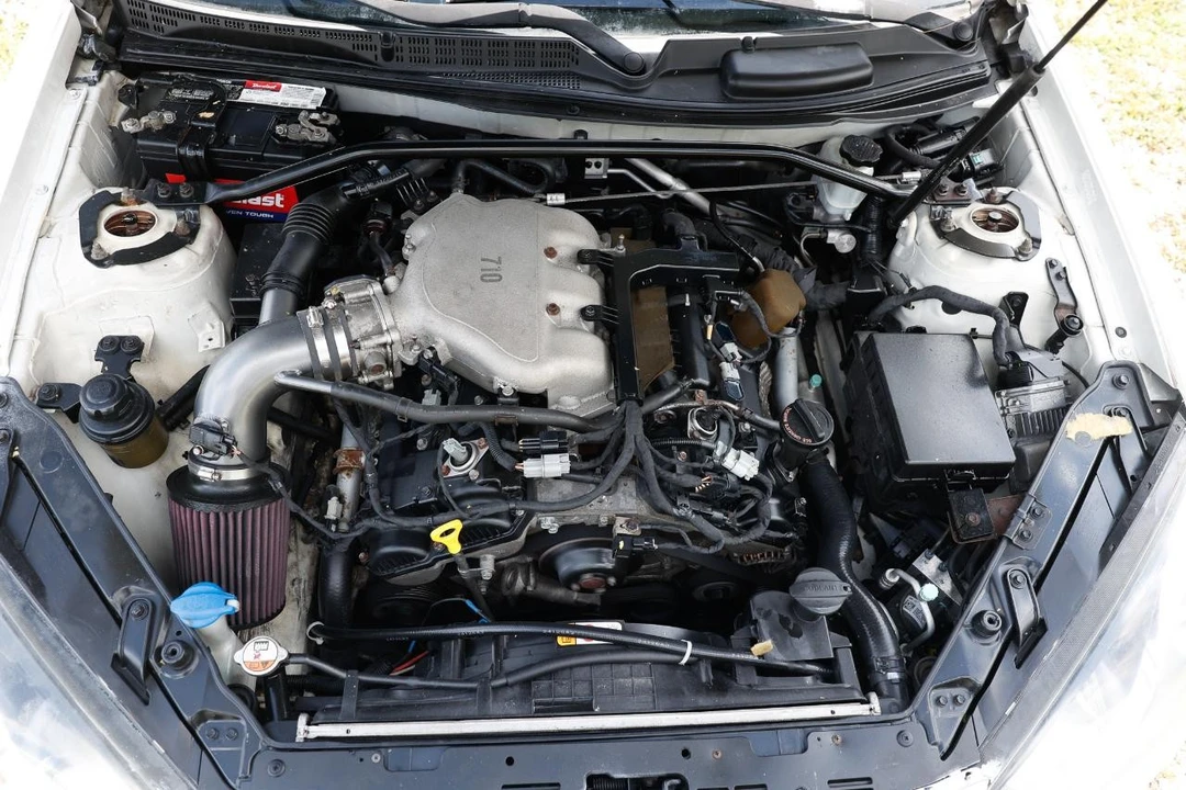 2013 Hyundai Genesis - Image 20 of 31